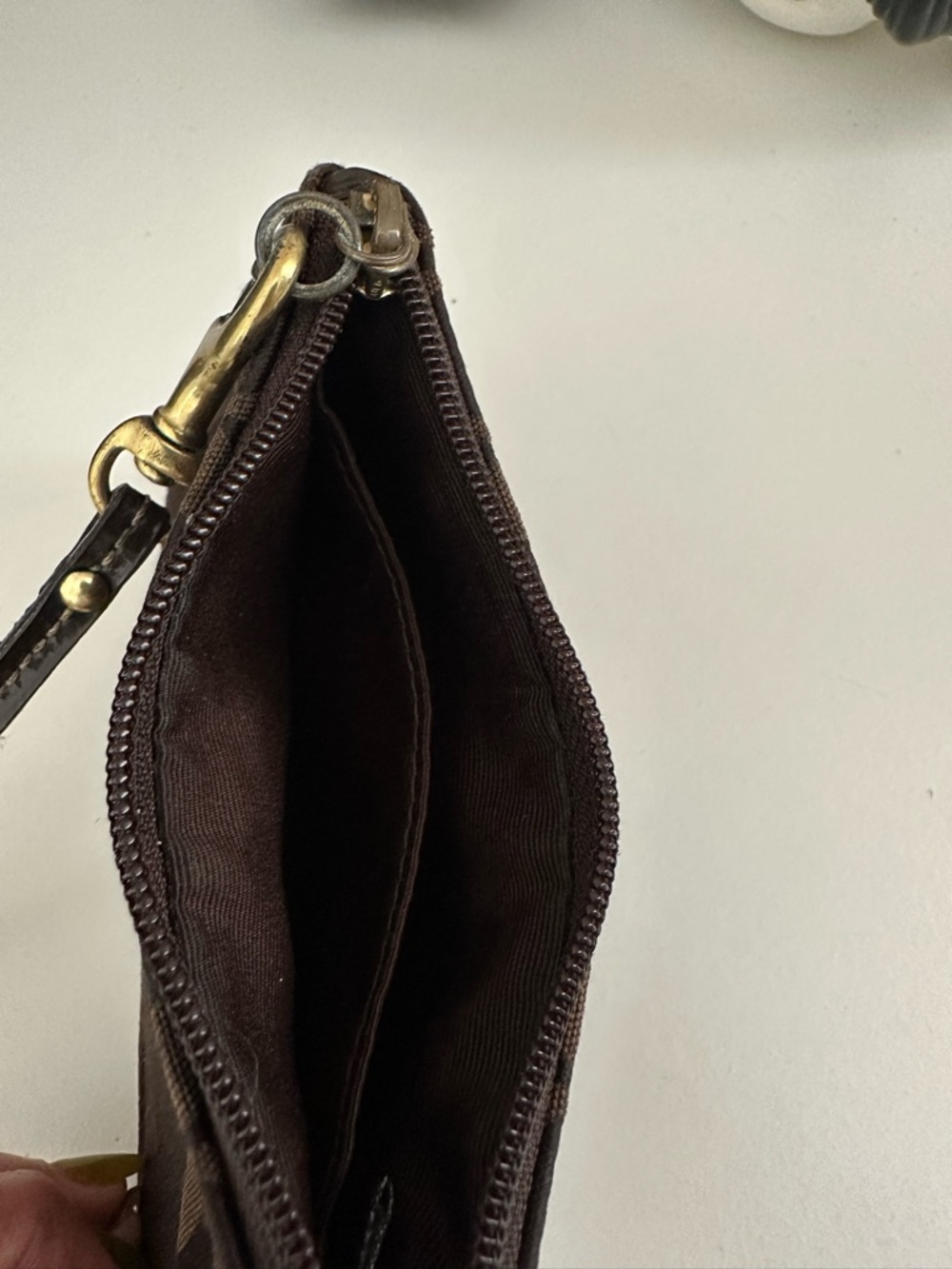 Coach Signature Jacquard Canvas Wristlet Brown/Tan – Preloved, Functional - Picture 5 of 7